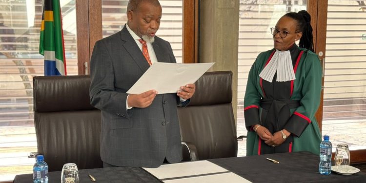 Gwede Mantashe Sworn in as Acting President