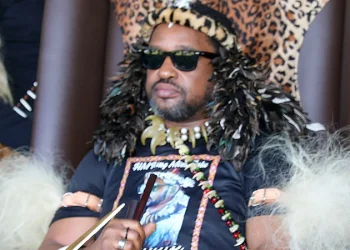 Zulu King Misuzulu Escapes Injury in Car Accident Near Vryheid, Investigation Underway
