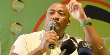 Minister Gayton McKenzie Calls for Closure of Foreign-Owned Tuckshops Amid Food Safety Concerns After Learner Deaths