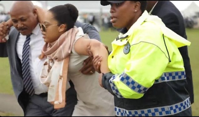 Unveiling of King Shaka Statue Disrupted as Woman Attempts to Rush Stage, Prompting Swift Security Response