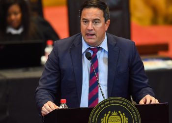 Agriculture Minister John Steenhuisen Faces Backlash Over R3 Million Blue Lights Expenditure