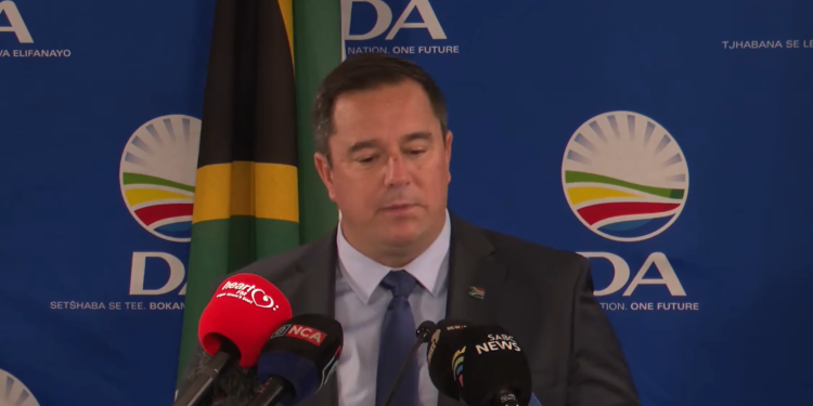 Steenhuisen Calls for Urgent Reset of GNU Agreement Amid Expropriation Act Tensions