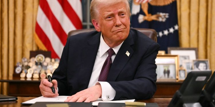 Trump Signs Executive Order Targeting South Africa Over Land Expropriation and Human Rights Claims