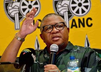 Mbalula Says ANC Bears Greater Responsibility Than DA to Run South Africa