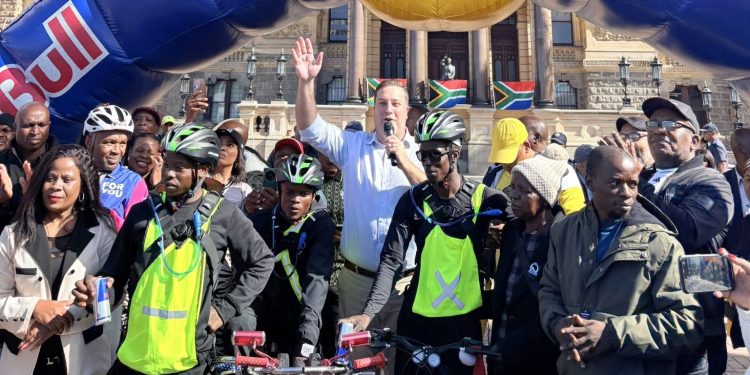 LIVE | WELCOMING OF TRIO CYCLES FROM LIMPOPO TO CAPE TOWN – Gauta BMX, Karabo and Maxwell
