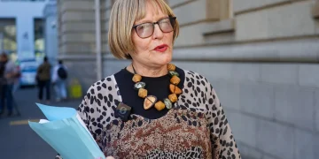 Zille Warns Ramaphosa Against “Vengeful” Removal of DA Ministers After Budget Dispute