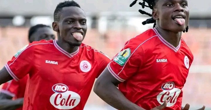 Kaizer Chiefs Eye Tanzanian Striker Denis Kibu Amid Growing Interest