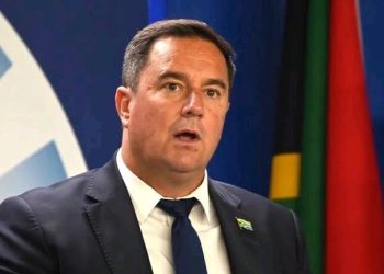 Steenhuisen Faces Backlash After White House Meeting With Trump