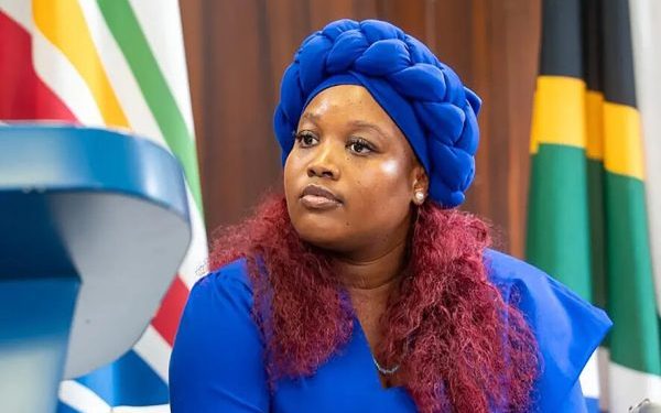 DA MP and Spiritual Healer Karabo Khakhau Clarifies Sitting on Floor During Caucus Meeting