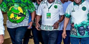 Zuma Storms Luthuli House With 60 Miners In Search Of Mantashe Who Allegedly Owes Them R40 Million