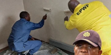 Mandela Day Clean-Up Stunt Sparks Skepticism as Controversial Politician Joins In