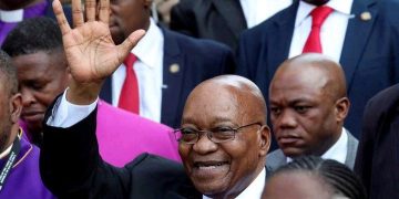 Chaos erupted this morning as Correctional Service Commissioner dropped a bombshell on Zuma arrest