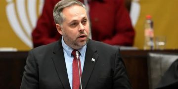 Parliament Passes Immigration Bill to Reform Detention Rules, Aims for Swifter Deportations