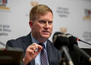 Committee Criticises Minister Macpherson’s Absence from Key Infrastructure Meeting