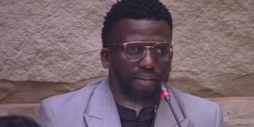 Ashley Sauls To Senzo Mchunu: Stand By Your Convictions Even If The Whole Country Hates Me Saying It