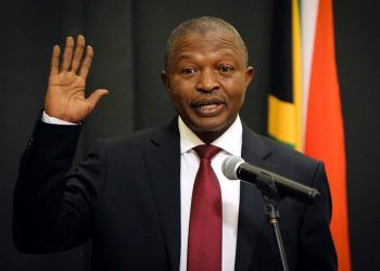 Did DD Mabuza Leave Government Over R500 Million in Losses?