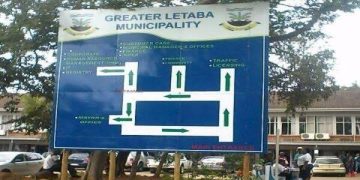 Man shoots another man at his home after finding him with his wife, then takes his own life