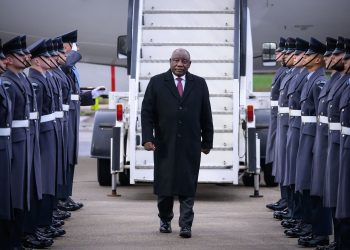 Man shoots another man at his home after finding him with his wife, then takes his own life