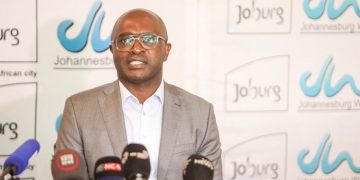 Man shoots another man at his home after finding him with his wife, then takes his own life