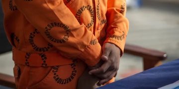 Man shoots another man at his home after finding him with his wife, then takes his own life