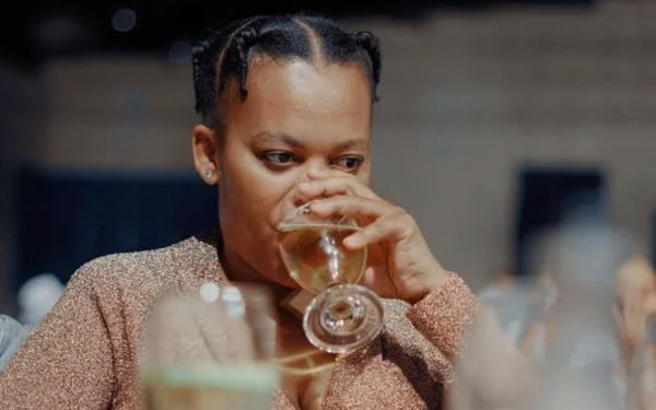 Zodwa Wabantu shocked after fan grabs her on stage in viral video