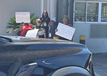 Mbalula’s R3m Mercedes Arrives At NGC As Unpaid ANC Workers Look On