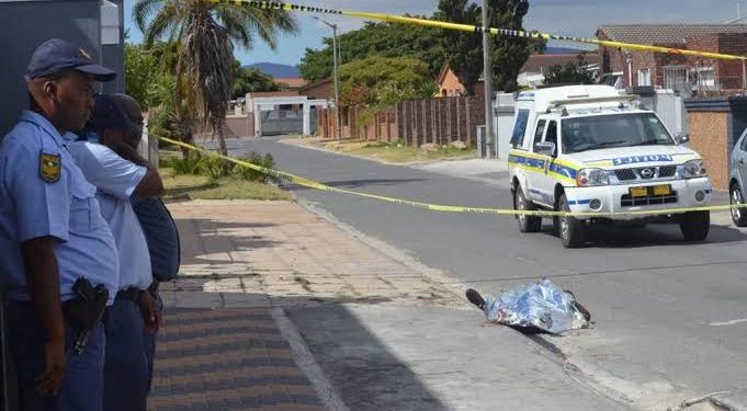 Off-duty Police Officer Reportedly Shot Himself Dead While Driving His Lover In His Car