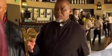 “I cannot believe that we still have a president,” says Gwede Mantashe to Cyril Ramaphosa