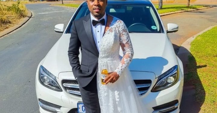 “Unbelievable: Man Marries Himself After Breakups Over Drinking Habits Spark Public Debate