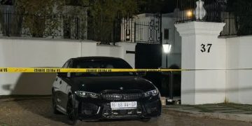 Police Seize ‘Fake Cop Car’ at Mugabe Son’s House: 3 Fleeing, Blue Lights Illegal