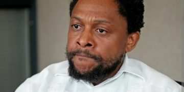 EFF Members Urge Dr Mbuyiseni Ndlozi to Return as Johannesburg Mayoral Candidate