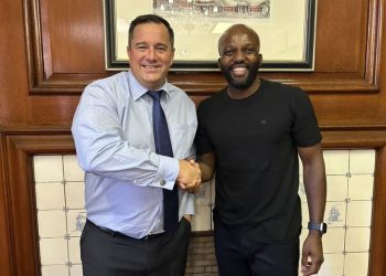 Broadcaster Clement Manyathela Lifts Ban on DA Leader John Steenhuisen