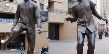 AI Video Shows Mandela Statue Dancing to Amapiano in Johannesburg