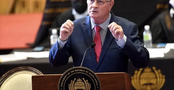 Correctional Services Minister Dr Pieter Groenewald Plans to Deport 26,000 Foreign Prisoners