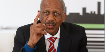 “Fire Him Now” – Mathews Phosa Demands President Ramaphosa Dismiss Police Minister Senzo Mchunu
