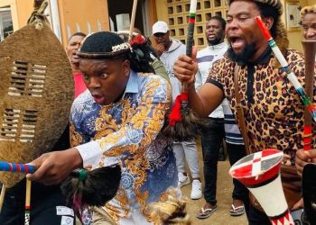 Ngizwe Mchunu Delivers a Car to Phakelumthakathi Ndabandaba