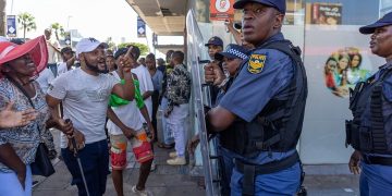 EFF calls for arrests after KuGompo violence over Igbo king