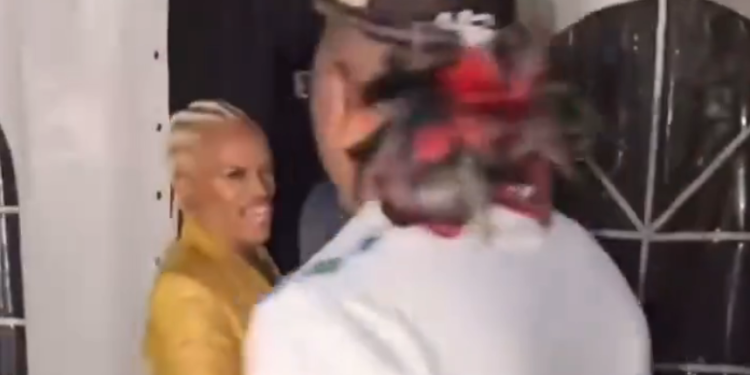 Somizi Snubs Ngizwe Handshake at Metro FM Awards in Durban