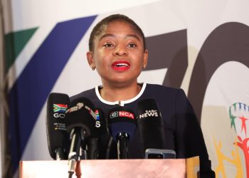 Minister Ntshavheni Refuses isiZulu Until Zulu King Learns Tshivenda