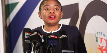 Minister Ntshavheni Refuses isiZulu Until Zulu King Learns Tshivenda