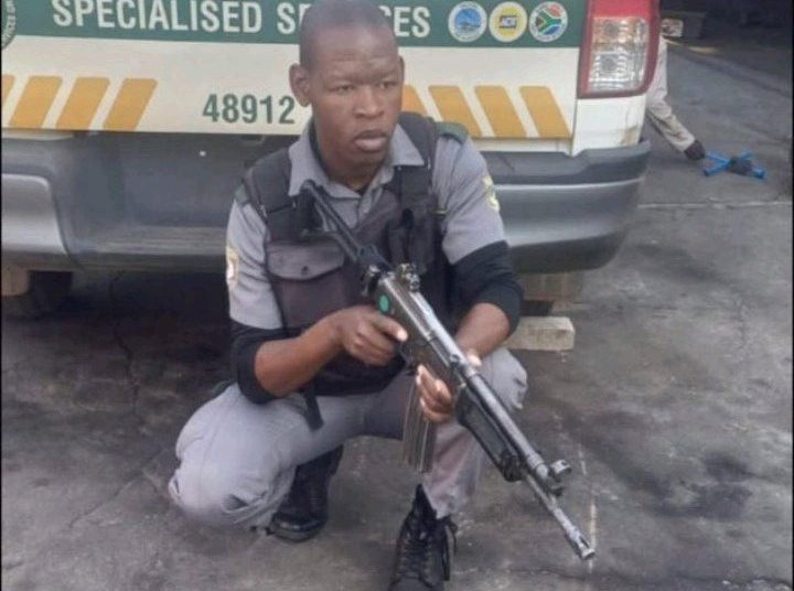 Security Officer Shot & Killed During Mall Robbery In Moutsiya