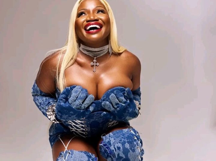 Singer Makhadzi Has Apologise To South Africans Over The Comment She Make On Nhlamulo Sambo Death