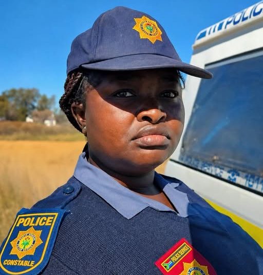 SAPS officer caught on video taking R2,000 bribe from motorist at roadblock