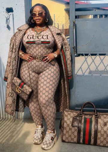Woman’s Full Gucci Outfit Sparks Mixed Reactions Online