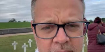 Trump’s Helicopter Flies Over Afrikaner Crosses in South Africa